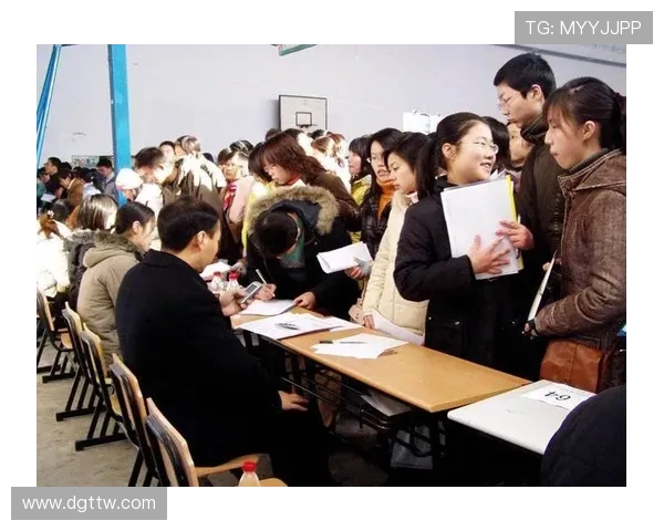 洲际杯精彩回顾重庆羽毛球队个人能力展现与团队协作分析